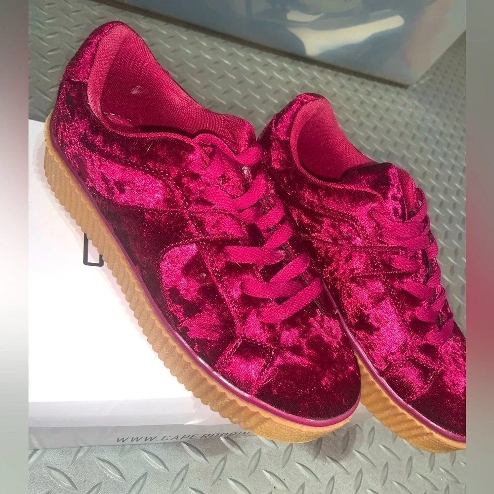 Cape Robbin velvet creepers sneaker goth classic spring maroon boho classic shoe